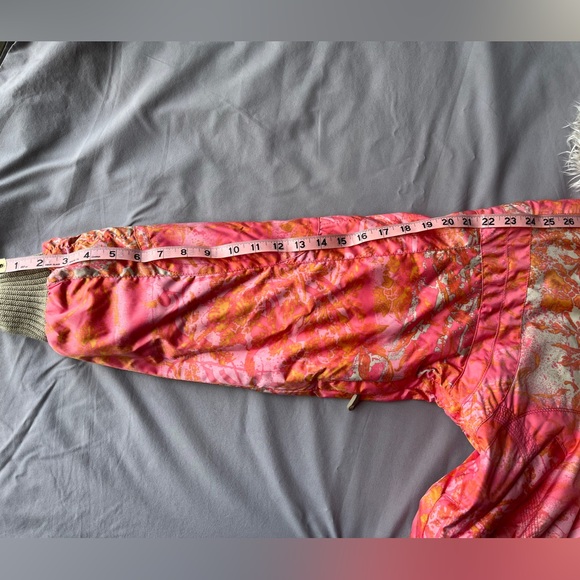 Obermeyer Dharma coat size 12 - Picture 11 of 12